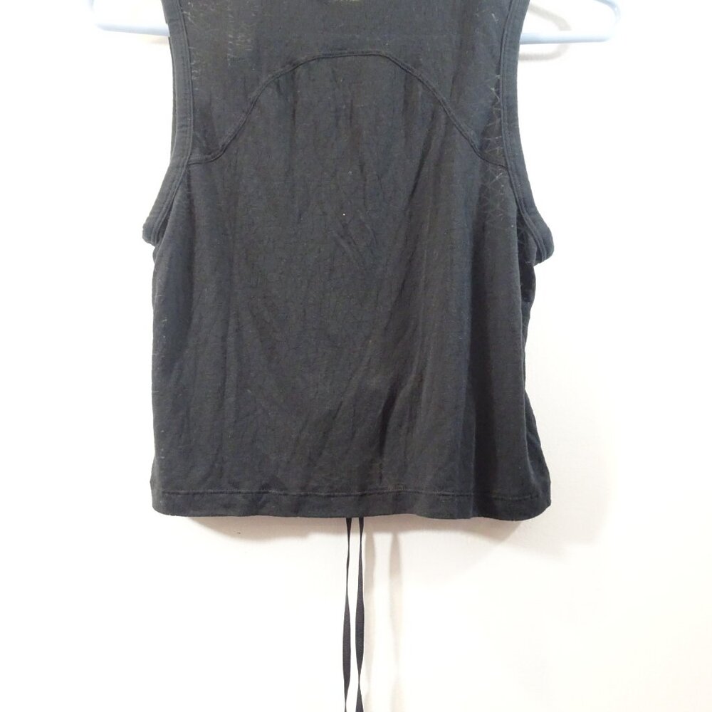 Lululemon Black Cinch Me Up Drawstring Cropped Tank Top Women's Size 8 - Picture 3 of 4